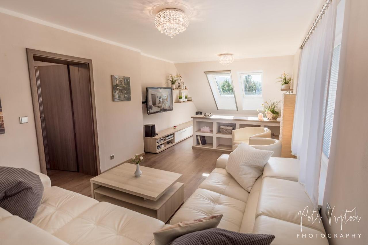 Apartman Na Lipne Frymburk nad Vltavou Exterior foto