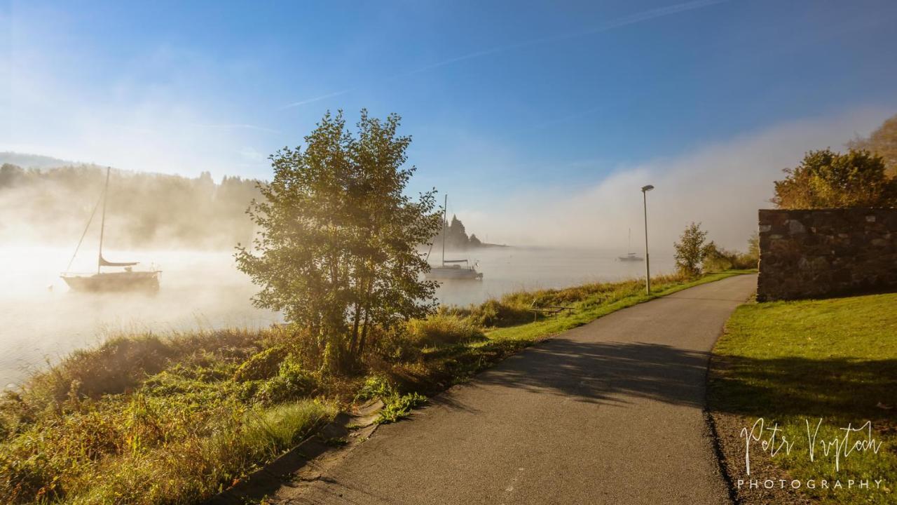 Apartman Na Lipne Frymburk nad Vltavou Exterior foto