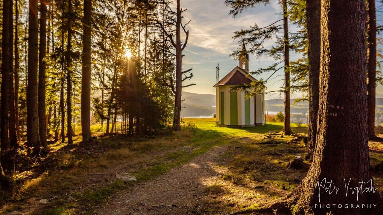 Apartman Na Lipne Frymburk nad Vltavou Exterior foto